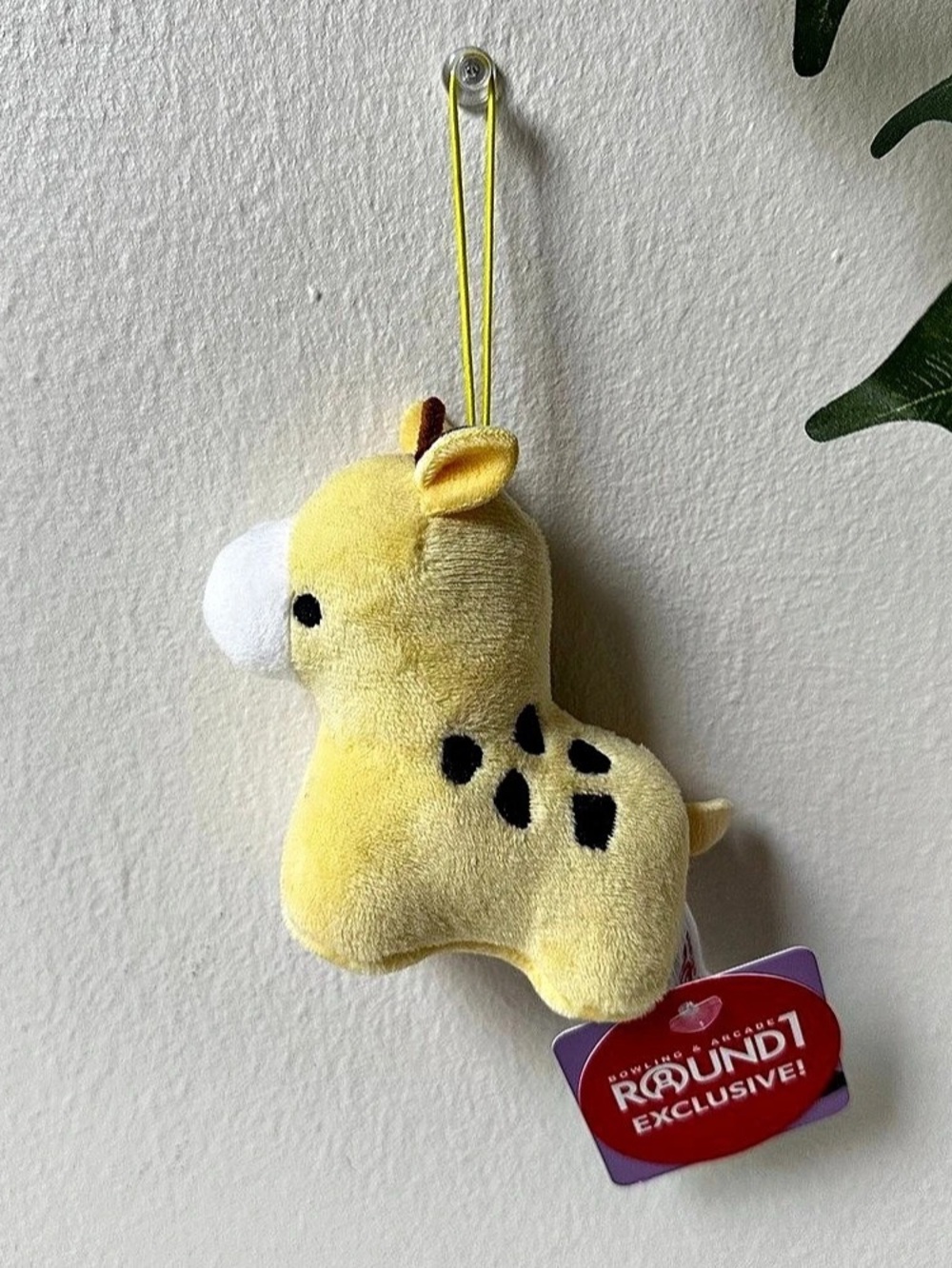 Round 1 Exclusive Giraffe Plush Keychain